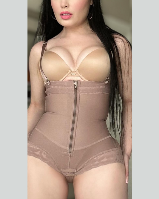 35 FAJA DIVA/ post partum new mom tummy tucker and extreme fupa control