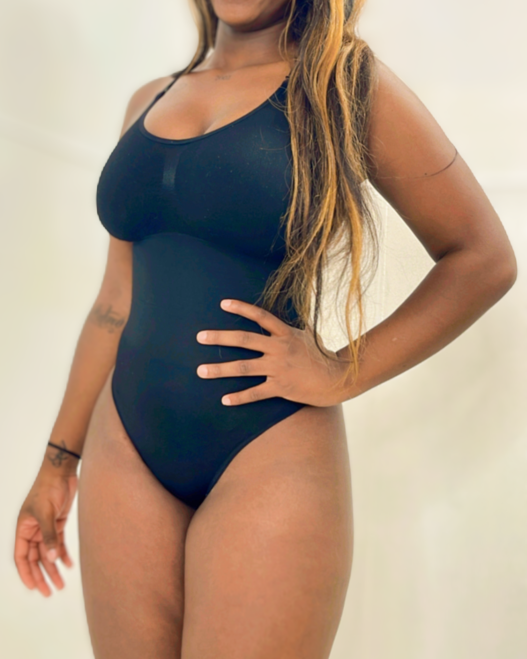 BODY VANESSA THONG